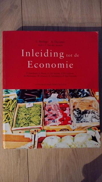 Inleiding tot de economie beschikbaar voor biedingen