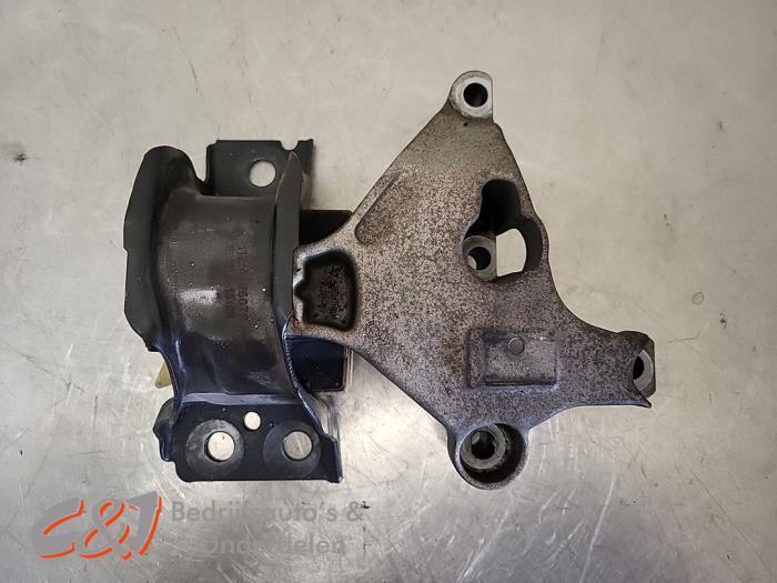 Support moteur d'un Mercedes Citan, Autos : Pièces & Accessoires, Suspension & Châssis, Mercedes-Benz, Utilisé, 3 mois de garantie
