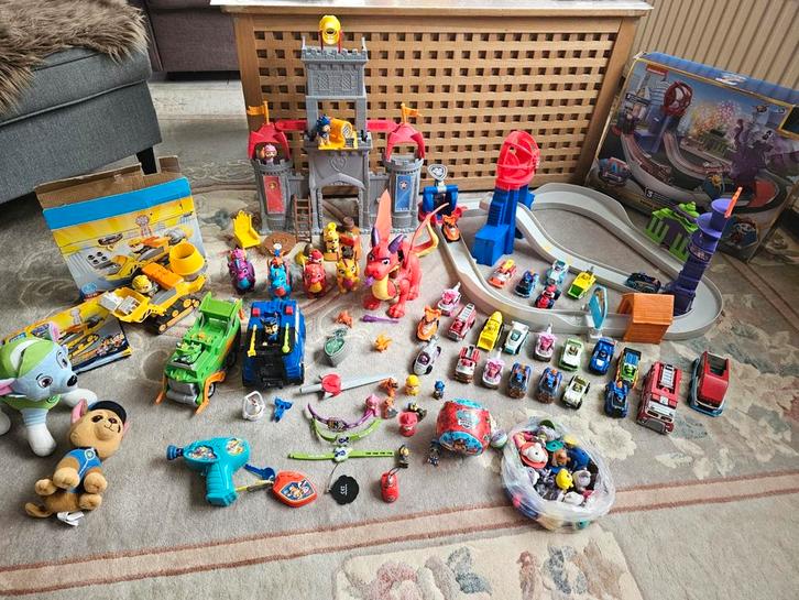 Paw Patrol grote set Rescue Knight en Movie, Kinderen en Baby's, Speelgoed |Speelgoedvoertuigen, Gebruikt, Ophalen