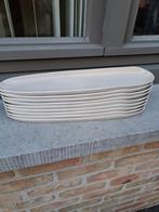 langwerpige aperitiefbordjes, Ophalen of Verzenden, Effen, Porselein, Schaal of Schalen