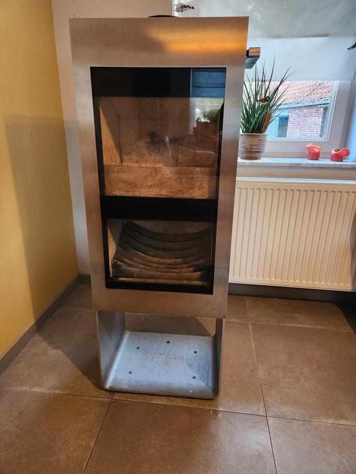 Kachel twinfire Xeoos 8kW plus dubbelwandig inox rookkanaal, Huis en Inrichting, Overige Huis en Inrichting, Gebruikt, Ophalen