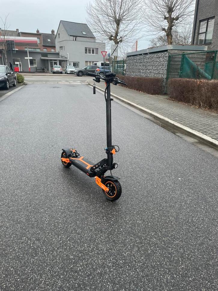 Kukirin g2 max, Articles professionnels, Machines & Construction | Ascenseurs, Échafaudages & Échelles, Enlèvement