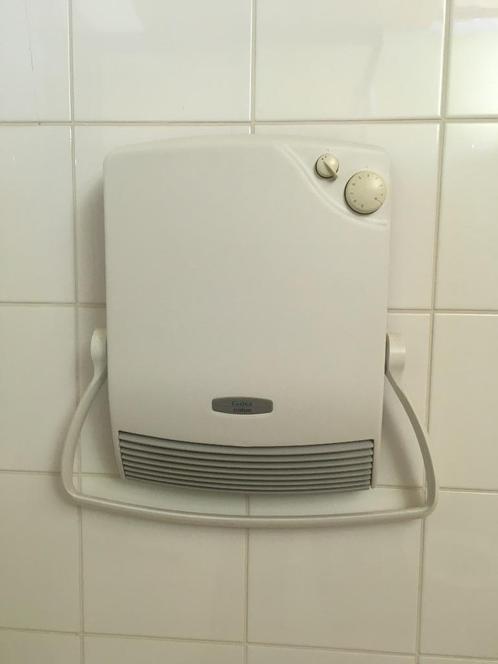 Radiateur soufflant pour salle de bain avec sèche-serviettes, Bricolage & Construction, Chauffage & Radiateurs, Utilisé, Poêle