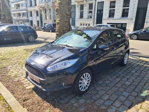 Ford Fiesta 1.5 TDCI 2016, Autos, Ford, Particulier, Fiësta, Diesel, Euro 6, Hatchback, 5 portes, Boîte manuelle, Noir, Gris, Tissu