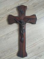 Belle grande croix en bois avec beau  Christ en cuivre, Comme neuf, Autres types, Enlèvement ou Envoi, Christianisme | Catholique