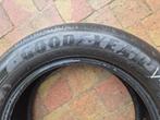 Goodyear Efficient Grip 215/60/R17, Auto-onderdelen, Banden en Velgen, 17 inch, Ophalen of Verzenden, Band(en), Terreinwagen