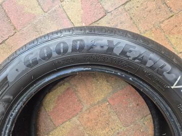 Goodyear Efficient Grip 215/60/R17 beschikbaar voor biedingen
