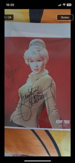 Collectie van 23 originele gesigneerde foto's van Star trek., Verzamelen, 1980 tot heden, Foto, Nieuw, Ophalen of Verzenden