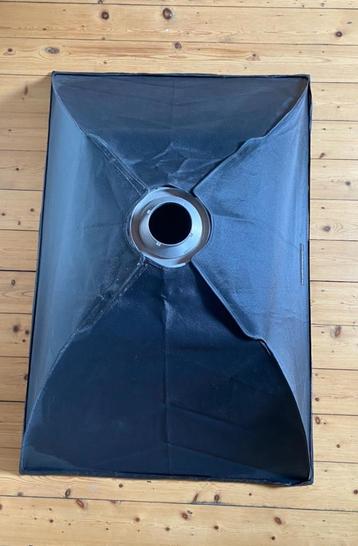 softbox 80x120cm beschikbaar voor biedingen