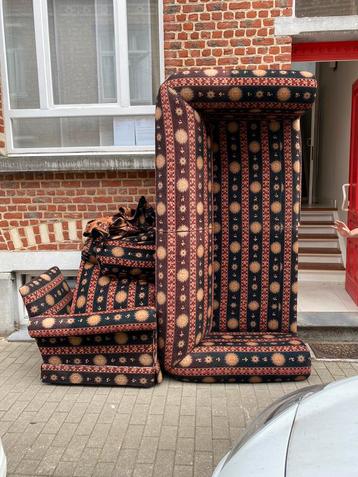 Sofa + fauteuil GRATIS OP 23 JUNI (Ukkel) beschikbaar voor biedingen