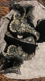 Kleding met ales er bij, Ophalen, Zwart, Overige typen