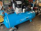 Compressor 400volt vat 500l, Ophalen, Zo goed als nieuw