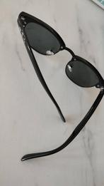 Lunettes de soleil RayBan pour femme, Handtassen en Accessoires, Zonnebrillen en Brillen | Dames, Gebruikt, Zonnebril, Zwart, Ophalen of Verzenden