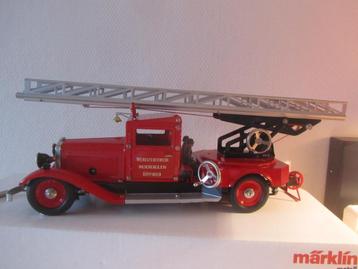 Knalrode blikken pompierwagen Märklin beschikbaar voor biedingen