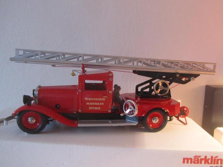 Knalrode blikken pompierwagen Märklin, Verzamelen, Overige Verzamelen, Nieuw, Ophalen