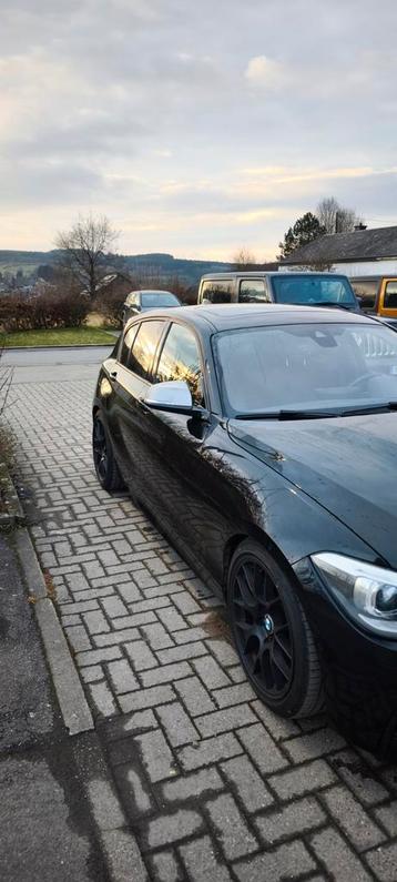 Bmw M135i xdrive utilitaire, Auto's, Automaat, 1 Reeks, Zwart, Zwart