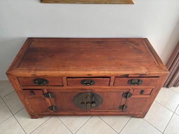 Chinese antieke Ming kast / Antieke Chinese dressoir beschikbaar voor biedingen