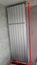 Design radiator in nieuwstaat., Doe-het-zelf en Bouw, Ophalen, Zo goed als nieuw, Radiator