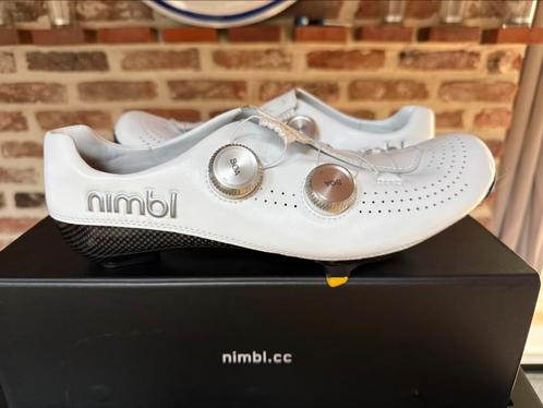 2025 NIMBL exceed ultimate glide silver 44 NIEUW, Fietsen en Brommers, Fietsaccessoires | Fietskleding, Zo goed als nieuw, S, Ophalen