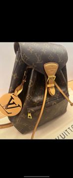 Rugzak louis vuitton, Handtassen en Accessoires, Tassen | Rugtassen, Ophalen, Zo goed als nieuw