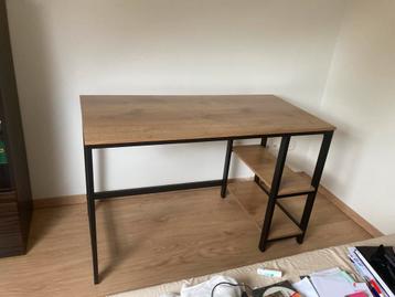 Bureau beschikbaar voor biedingen