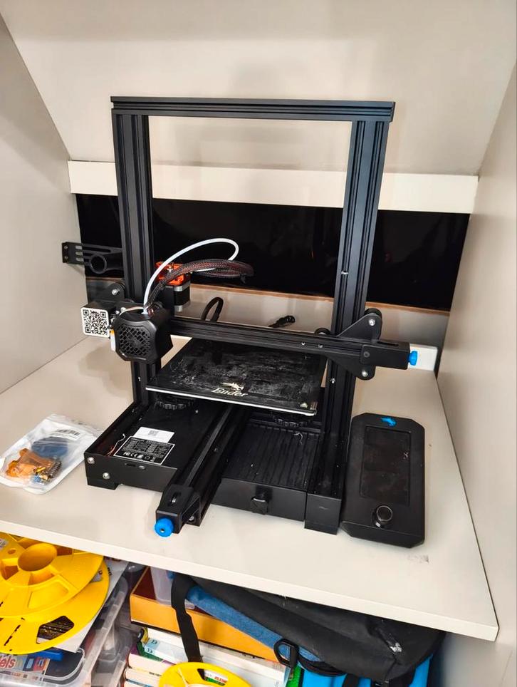 Ender 3 V2 + mods + reserve onderdelen, Computers en Software, 3D Printers, Zo goed als nieuw, Ophalen