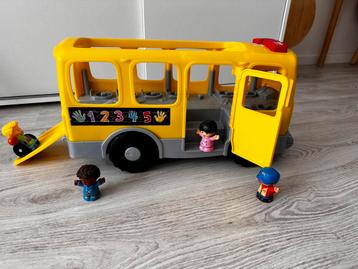 Little People Grote Schoolbus beschikbaar voor biedingen