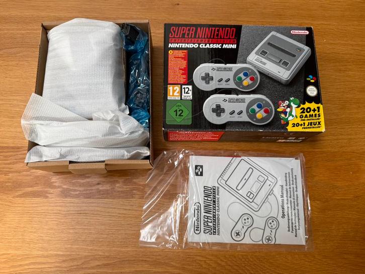 Console Super Nintendo classic mini NES, Games en Spelcomputers, Games | Nintendo Super NES, Zo goed als nieuw, 2 spelers, Ophalen of Verzenden