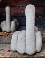 Betonnen middenvinger, Tuin en Terras, Ophalen