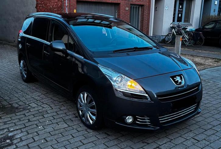 Peugeot 5008 1.6 essence automatique

Démarrez et conduisez, Autos, Peugeot, Particulier, ABS, Airbags, Air conditionné, Bluetooth