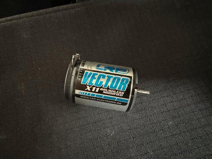 Moteur sans balais LRP Vector 3.5T 1/10 voiture RC, Hobby & Loisirs créatifs, Modélisme | Radiocommandé & Téléguidé | Voitures