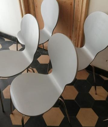 4  vlinderstoelen, grijs  SETPRIJS beschikbaar voor biedingen