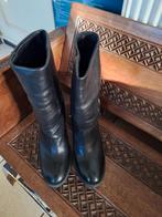 Zwarte laarzen, Enlèvement ou Envoi