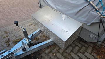 Aluminium bak kan als dissel bak  beschikbaar voor biedingen
