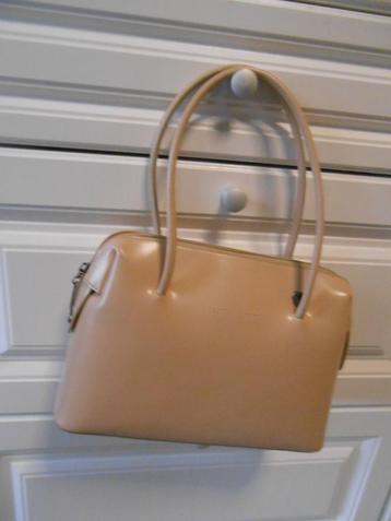 Beige handtas "Marta Ponti" beschikbaar voor biedingen