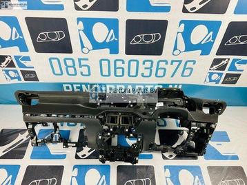 DASHBOARD PEUGEOT 208 2008 II Dashboard GT LINE 2020-2022 RH beschikbaar voor biedingen