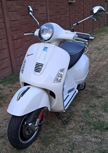 vespa 125ie gts super beschikbaar voor biedingen