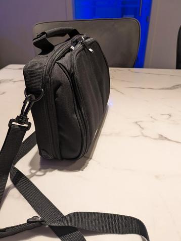 T'nB Laptoptas EXPERT 10.2inch beschikbaar voor biedingen