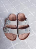 Birkenstock taille 29, Enfants & Bébés, Vêtements de bébé | Chaussures & Chaussettes, Enlèvement ou Envoi