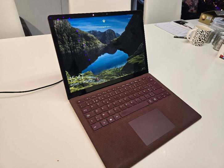 Microsoft Surface Laptop 2 | Intel Core i5, 8 GB, 256GB, Computers en Software, Windows Laptops, Gebruikt, 13 inch, SSD, Minder dan 2 Ghz