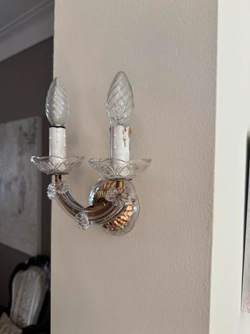 Wandlamp beschikbaar voor biedingen