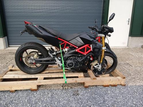 Aprilia Dorsoduro 900 schademotor 2019, Motos, Motos | Motos accidentées, SuperMoto, Aprilia, 12 à 35 kW, 2 cylindres, Enlèvement