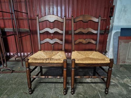 2 mooie antieke houten eetkamer stoelen, Antiek en Kunst, Antiek | Meubels | Stoelen en Sofa's, Ophalen of Verzenden