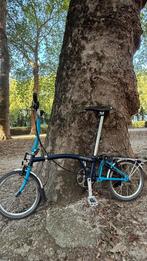 Brompton M6R blauw bagagerek met 6 versnellingen, Fietsen en Brommers, Ophalen, Brompton, 14 tot 16 inch, Versnellingen