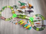 Circuit dinosaure, Kinderen en Baby's, Speelgoed | Racebanen, Handmatig, Ophalen, Overige merken, Racebaan
