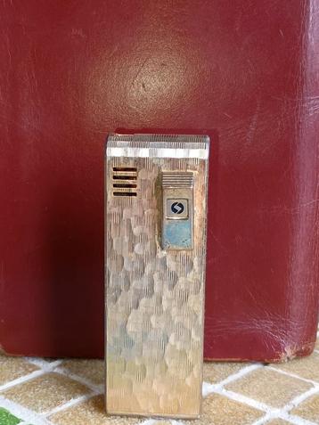  aansteker

 beschikbaar voor biedingen