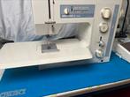 Prachtige Bernina 1030 Naaimachine, Hobby en Vrije tijd, Naaimachines en Toebehoren, Ophalen of Verzenden, Zo goed als nieuw, Naaimachine