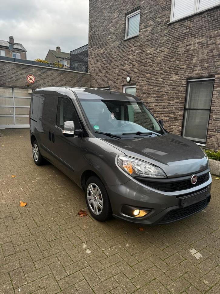 Fiat Doblo 2015 /1.6 Multijet /Lichte Vracht /214.000 km, Auto's, Bestelwagens en Lichte vracht, Particulier, ABS, Airbags, Airconditioning