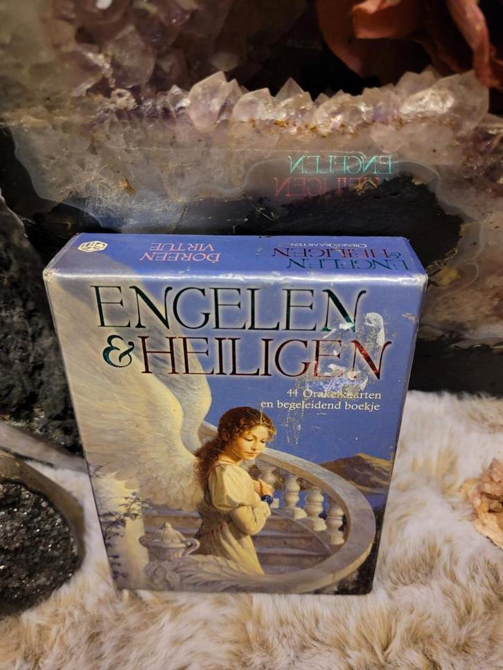 Doreen Virtue - Engelen en Heiligen, Boeken, Esoterie en Spiritualiteit, Ophalen of Verzenden