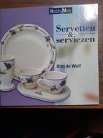 SERVETTEN EN SERVIEZEN, Ophalen of Verzenden, Zo goed als nieuw, Kitty de Wolf, Overige onderwerpen